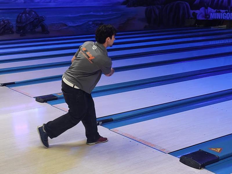 1. Mannschaft: Den Fussball mit der Bowlingkugel getauscht